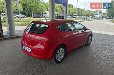 Хэтчбек SEAT Leon 2005 в 