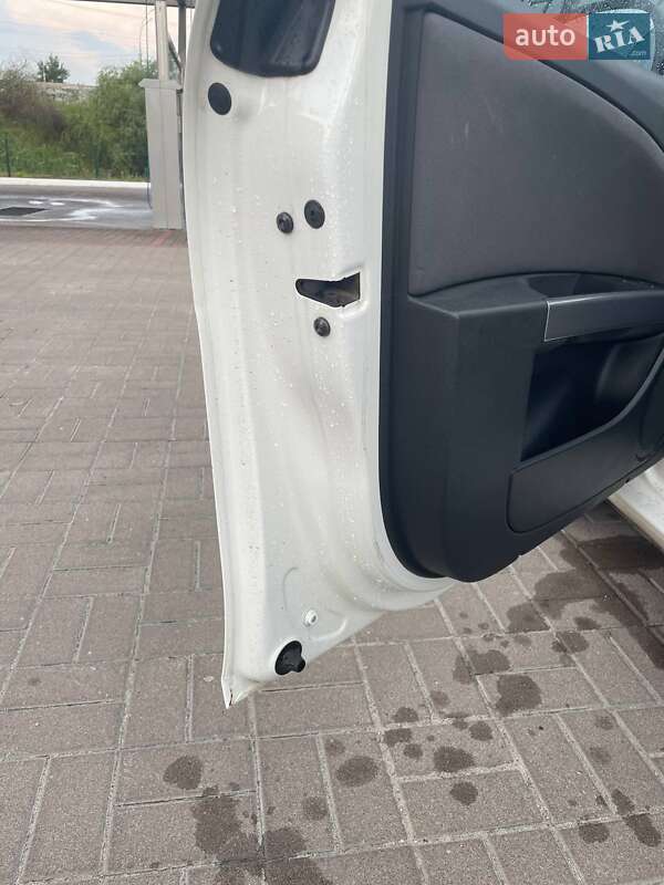 Хэтчбек SEAT Leon 2010 в Киеве