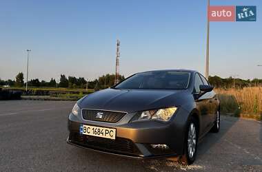 Хэтчбек SEAT Leon 2015 в Львове