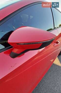 Хэтчбек SEAT Leon 2014 в 