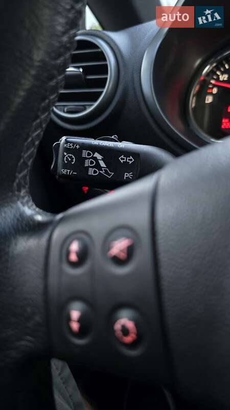 Хэтчбек SEAT Leon 2007 в Ровно