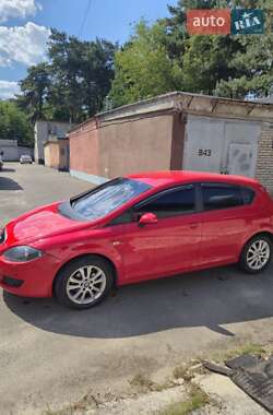 Хетчбек SEAT Leon 2008 в Києві