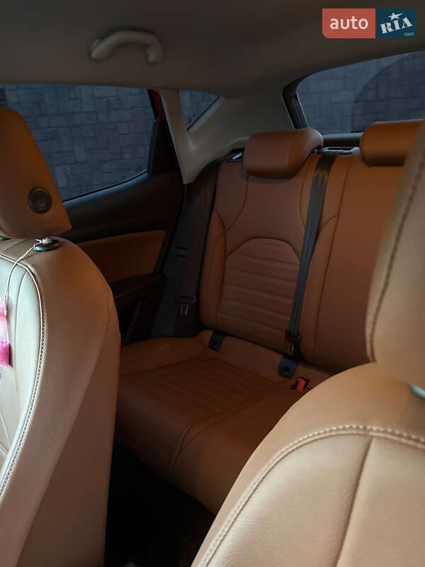 Хетчбек SEAT Leon 2013 в Києві