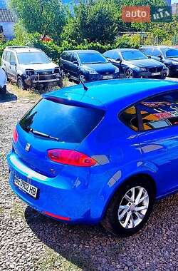 Хэтчбек SEAT Leon 2010 в Николаеве