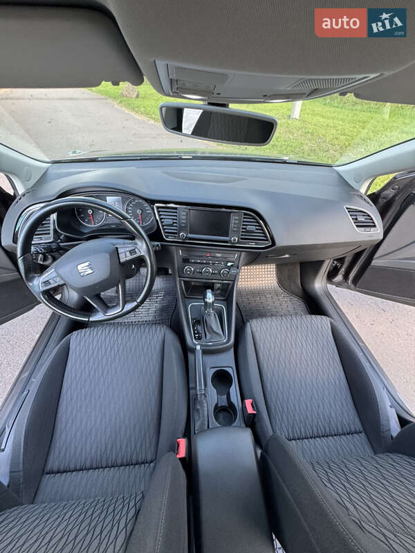 Хэтчбек SEAT Leon 2016 в Житомире