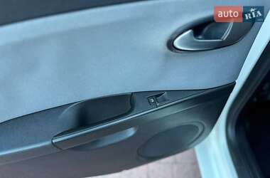 Хэтчбек SEAT Leon 2011 в 