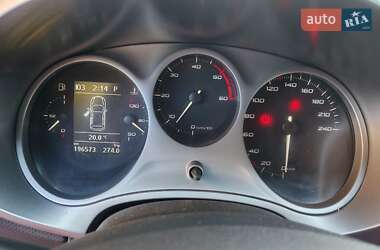 Хэтчбек SEAT Leon 2011 в 