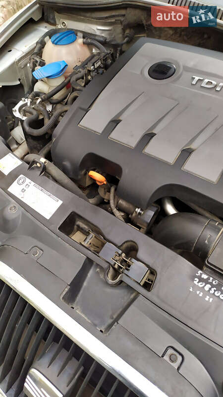 Хэтчбек SEAT Leon 2012 в Черновцах