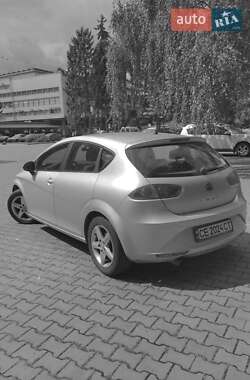 Хэтчбек SEAT Leon 2012 в 