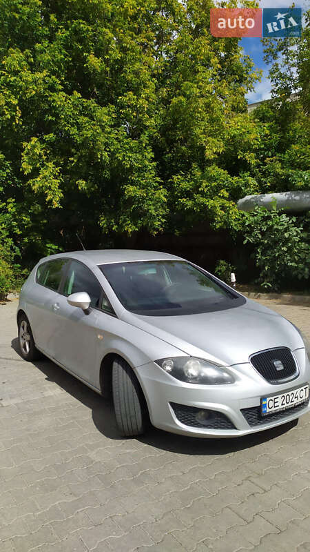 Хэтчбек SEAT Leon 2012 в Черновцах