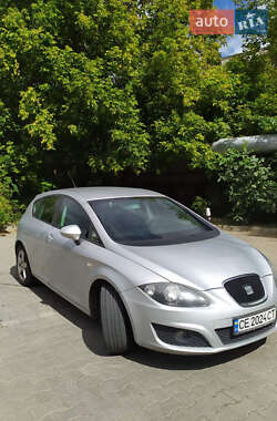 Хэтчбек SEAT Leon 2012 в 
