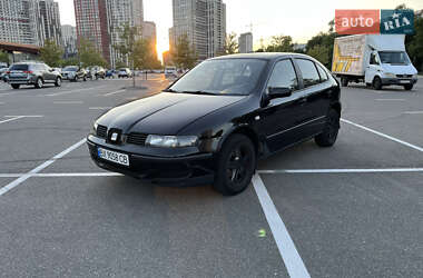 Хетчбек SEAT Leon 2001 в Києві