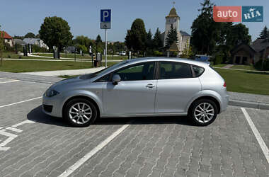 Хэтчбек SEAT Leon 2010 в 