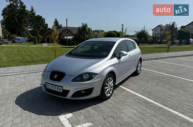 Хэтчбек SEAT Leon 2010 в 