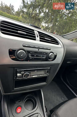 Хэтчбек SEAT Leon 2009 в 