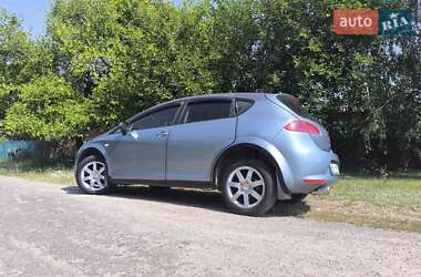 Хэтчбек SEAT Leon 2006 в  фото 11 Хэтчбек SEAT Leon 2006 в