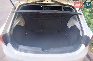 Хэтчбек SEAT Leon 2014 в 