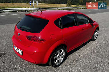 Хетчбек SEAT Leon 2010 в 