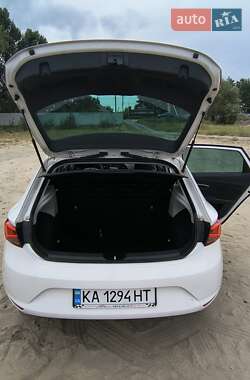 Хэтчбек SEAT Leon 2013 в 