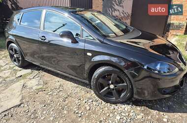 Хэтчбек SEAT Leon 2007 в Харькове