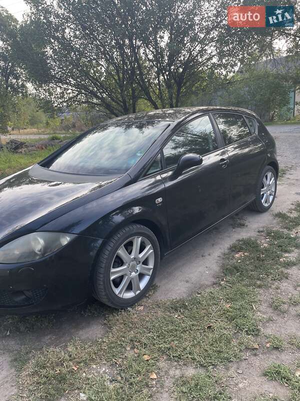 Хетчбек SEAT Leon 2007 в Кам'янському фото 4 Хетчбек SEAT Leon 2007 в Кам'янському