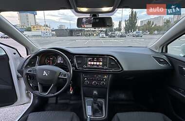 Хэтчбек SEAT Leon 2013 в 