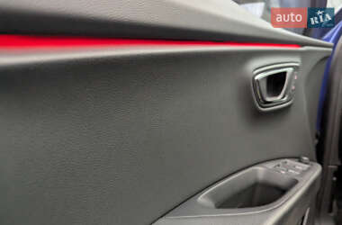 Хэтчбек SEAT Leon 2017 в 
