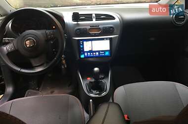 Хэтчбек SEAT Leon 2008 в 