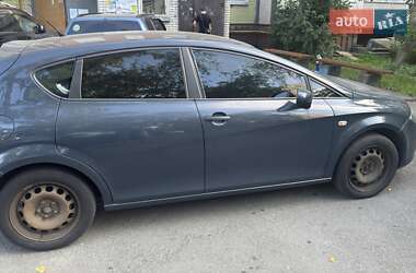 Хэтчбек SEAT Leon 2009 в 