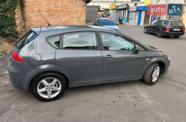 Хетчбек SEAT Leon 2009 в 