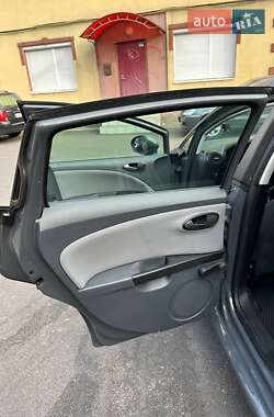 Хетчбек SEAT Leon 2009 в 