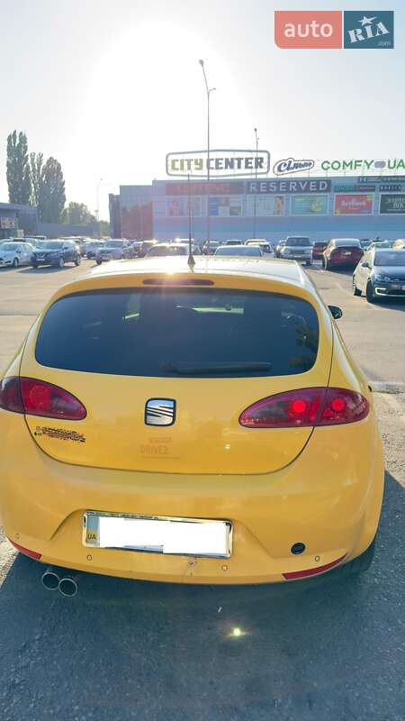 Хетчбек SEAT Leon 2006 в Одесі