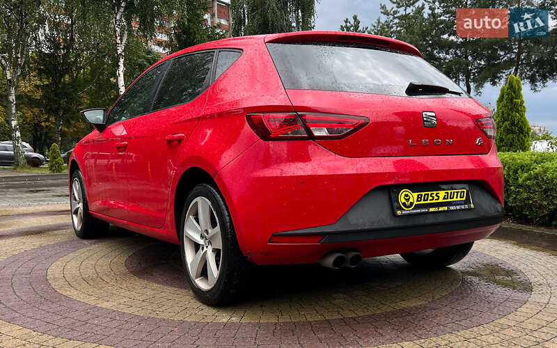 Хэтчбек SEAT Leon 2014 в Львове