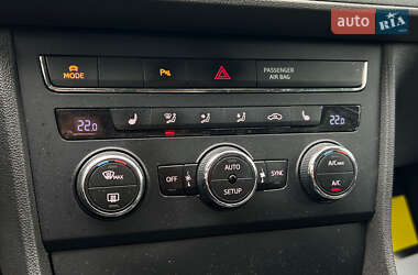 Хэтчбек SEAT Leon 2014 в 