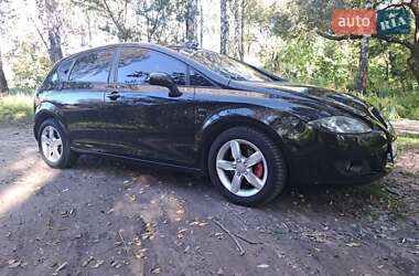 Хэтчбек SEAT Leon 2008 в 