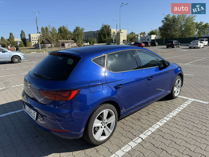 Хэтчбек SEAT Leon 2017 в Киеве