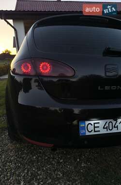 Хэтчбек SEAT Leon 2006 в 
