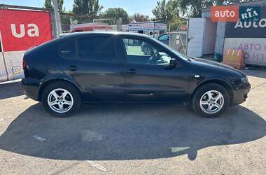 Хетчбек SEAT Leon 2001 в 