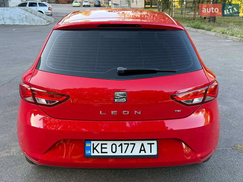 Хэтчбек SEAT Leon 2013 в Кривом Роге