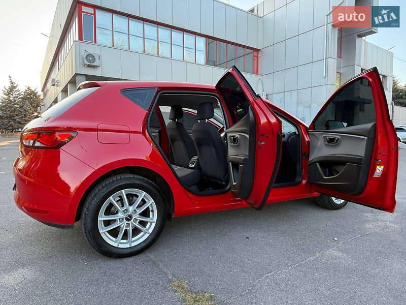 Хэтчбек SEAT Leon 2013 в Кривом Роге