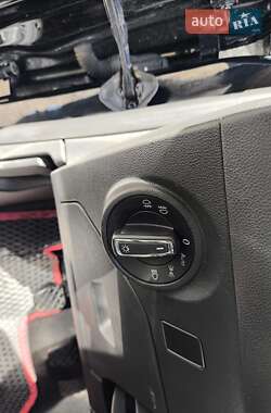 Хэтчбек SEAT Leon 2013 в 