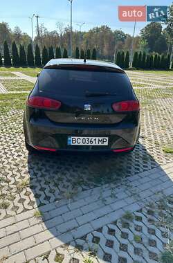 Хэтчбек SEAT Leon 2009 в 