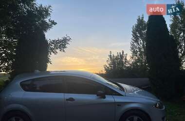 Хэтчбек SEAT Leon 2008 в Перемышлянах