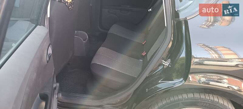 Хэтчбек SEAT Leon 2009 в Львове