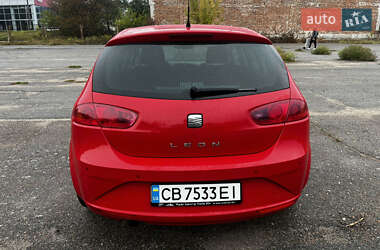Хэтчбек SEAT Leon 2010 в 