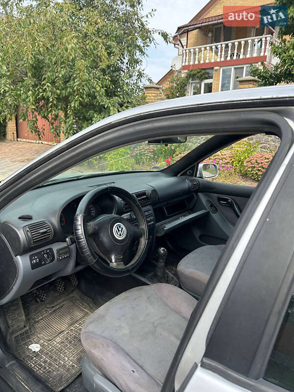 Хэтчбек SEAT Leon 2001 в Броварах