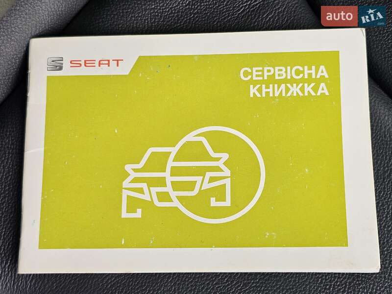Хэтчбек SEAT Leon 2016 в Киеве