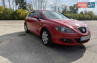 Хэтчбек SEAT Leon 2008 в 