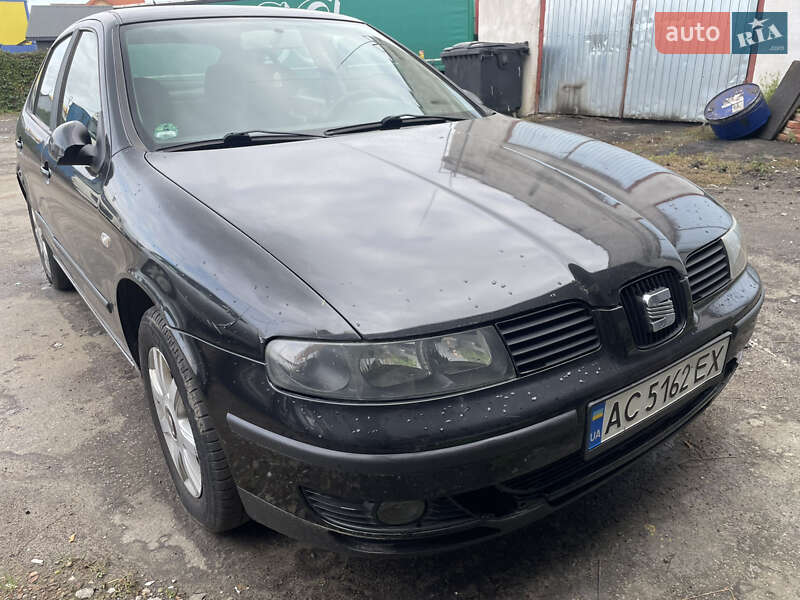Хэтчбек SEAT Leon 2005 в Луцке