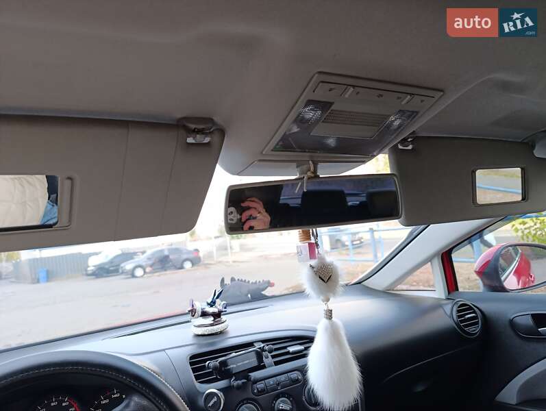 Хэтчбек SEAT Leon 2011 в Славянске фото 3 Хэтчбек SEAT Leon 2011 в Славянске